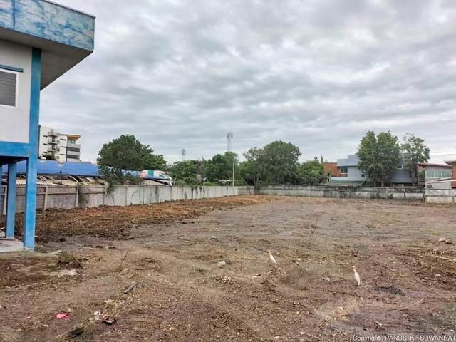 ขายที่ดินเปล่าถมแล้ว 2 ไร่ 3 งานกว่า ย่านวัชรพล ติดถนนสุขาภิบาล 5 ใกล้ทางด่วน ใกล้ตลาดวงศกร **ติดริมถนน มองเห็นง่าย เหมา 5