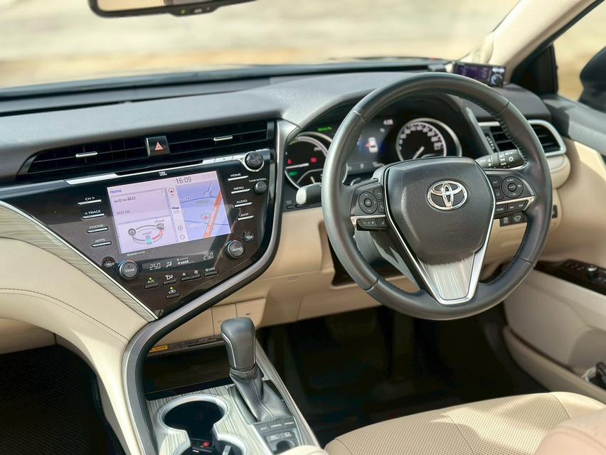 Toyota Camry 2.5HV Premium รุ่นท็อปสุด 13