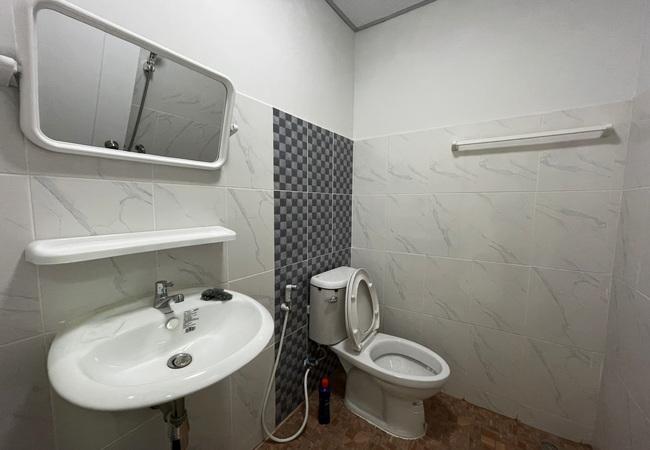 ขายทาวน์เฮ้าส์ หมู่บ้านปิยวรารมย์ 3 ถนนบ้านกล้วย-ไทรน้อย อำเภอไทรน้อย นนทบุรี 10