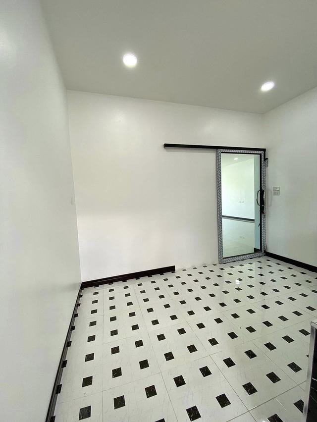 ขายบ้านสร้างใหม่อำเภอกำแพงแสน นครปฐม เนื้อที่ 110ตรว. 3ห้องนอน 2ห้องน้ำ ฟรีแอร์ 4เครื่อง บ้านทำเลดีน่าอยู่ 13