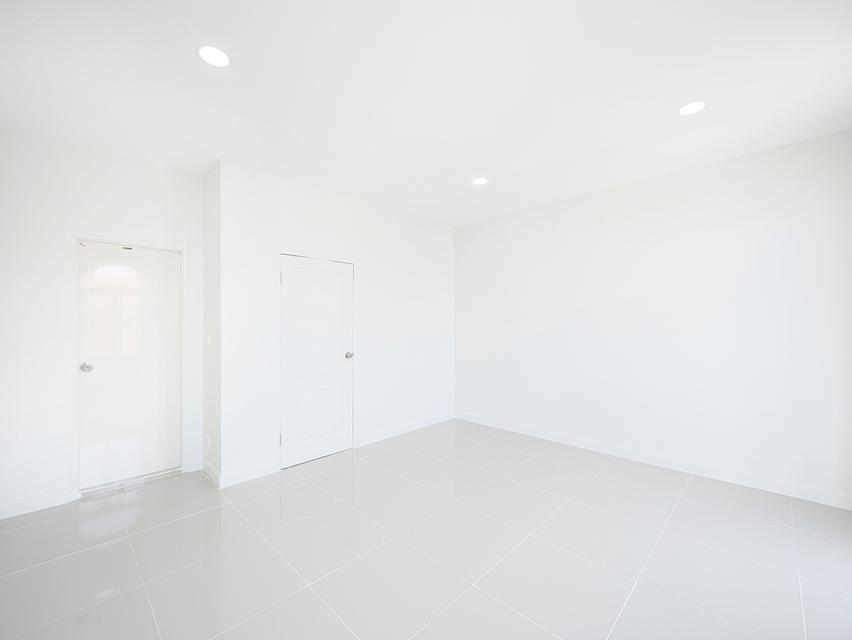 ขายอาคารพาณิชย์ 3 ชั้น ม.เวนิสดิไอริส ขนาด 31.5 ตร.ว. 3นอน 3น้ำ [วัชรพล – สุขาภิบาล5] ขาย 3.45ล้าน 17