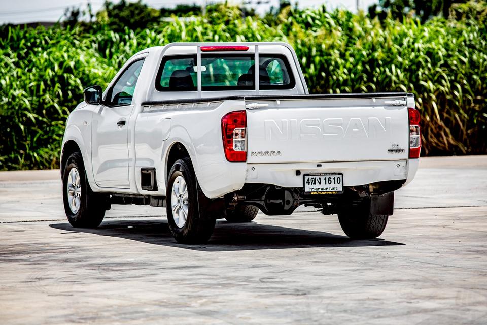 NISSAN NAVARA NP300 2.5 SL SINGLE CAB สีขว ปี 2015  9