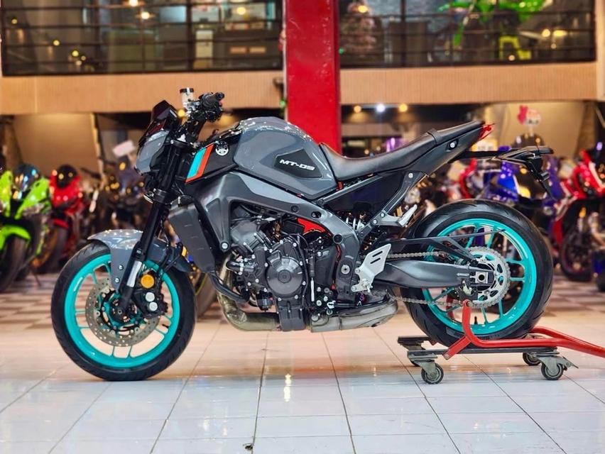 Yamaha MT09 ปี 2023 สภาพหล่อ 3