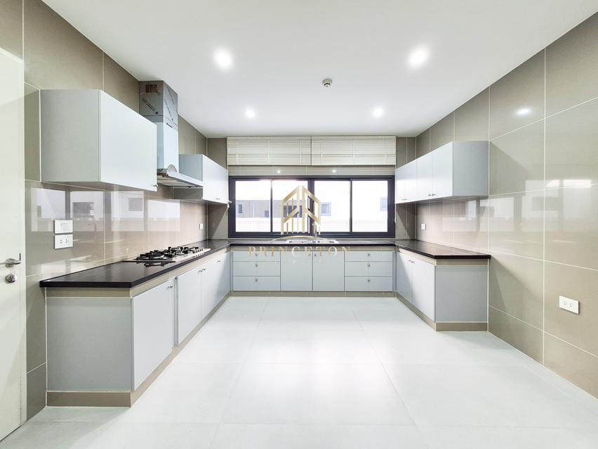 Luxury House Narasiri Krungthep Kreetha (corner plot) 11