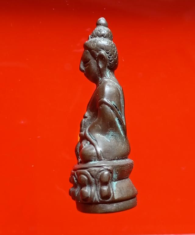 พระกรี่งวัด สุทัศนั 3
