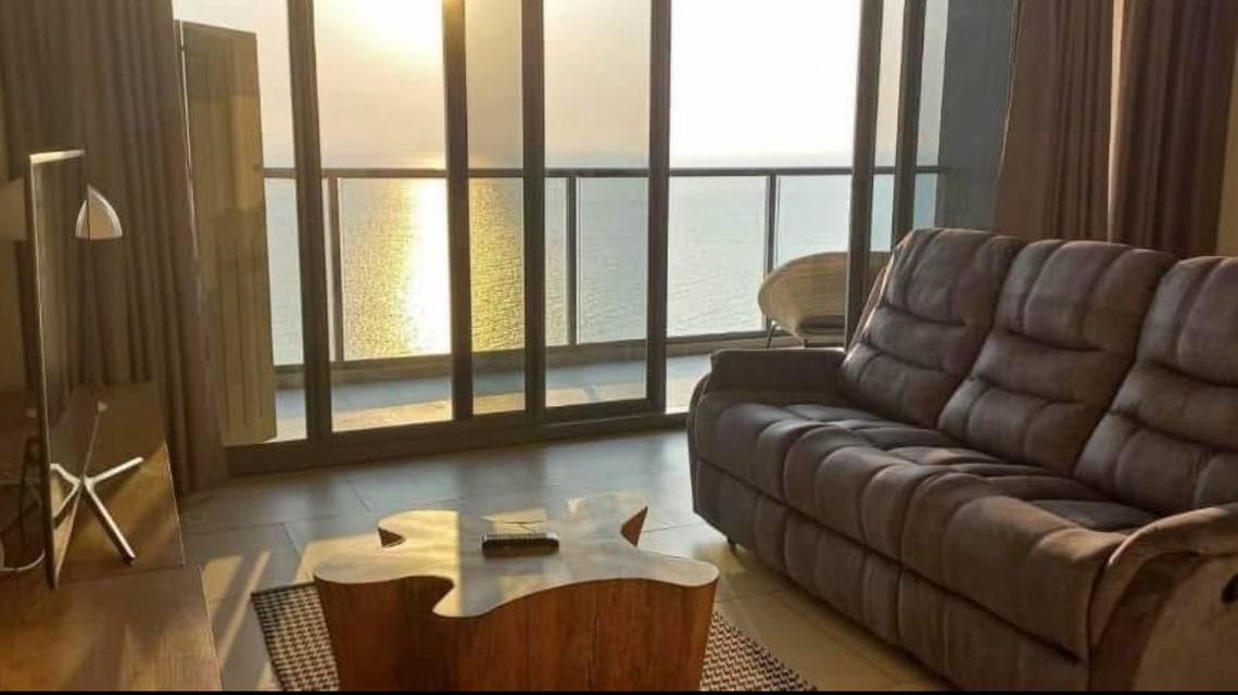 For rent Zire Wongamat Condo 52,000/month 14