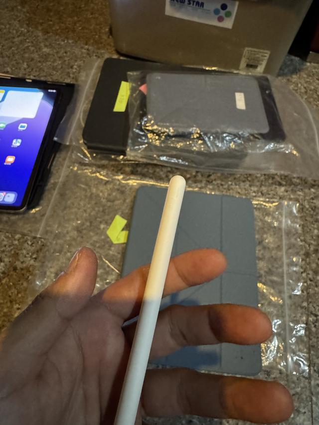 มาอีกแล้วที่ถามหากันขายApple Pencil Pro สภาพไร้รอยตกใดๆคับใช้งานดีทุกๆฟังชั่น ขายราคา 2990 บาท  เบอติดต่อ 0946911772 นัดรับ: หลังราม สนามกีฬาราชมังคลา 2