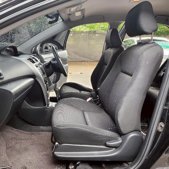 Toyota Vios 1.5 E AT ปี 2012 15
