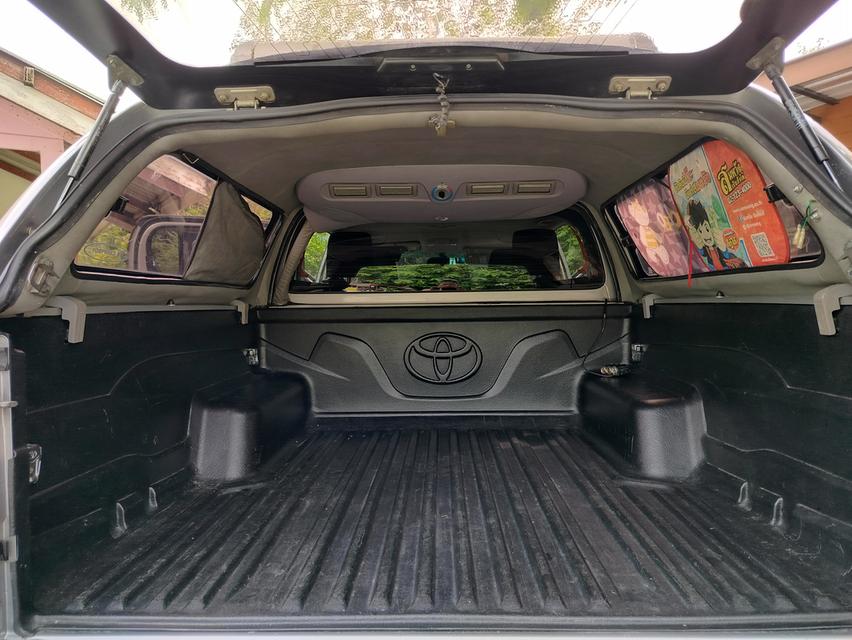 รถกระบะโตโยต้า รีโว่ 11