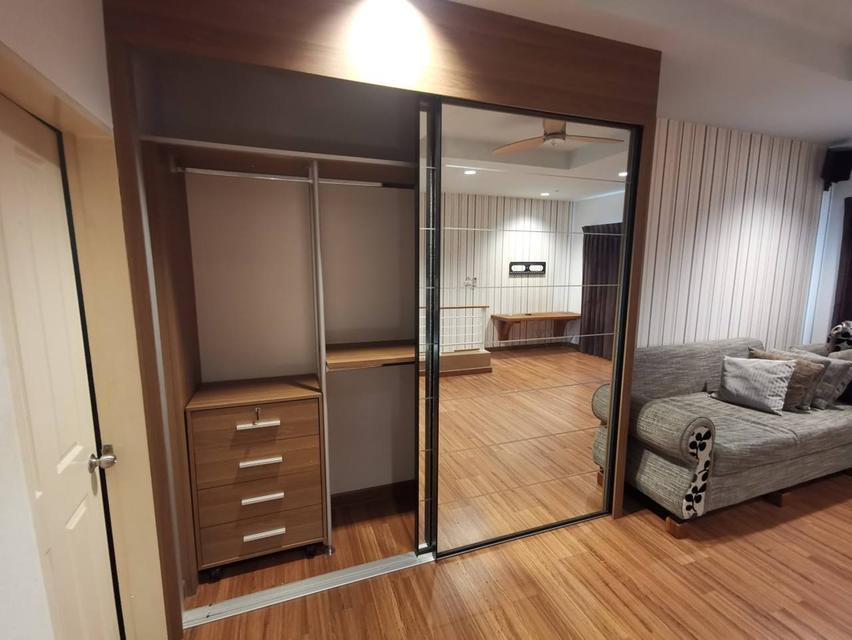 ขายทาวน์โฮม 3 ชั้น บ้านกลางกรุงพระราม3   Baan Klang Krung Rama 3 (ถนนยานนาวา) 15
