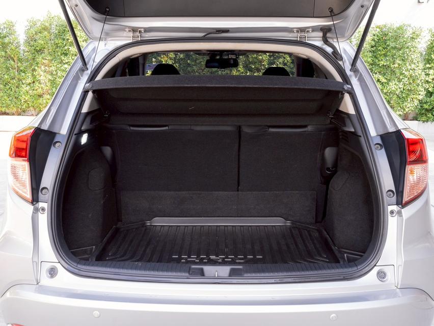 รหัสรถ 12AT5994 HONDA HR-V 1.8 EL Sunroof | ปีจด : 2016 17