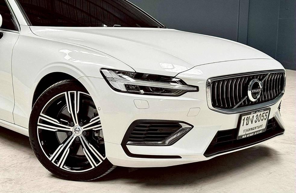 Volvo V60 T8 Inscription 4WD Wagon ปี 2020