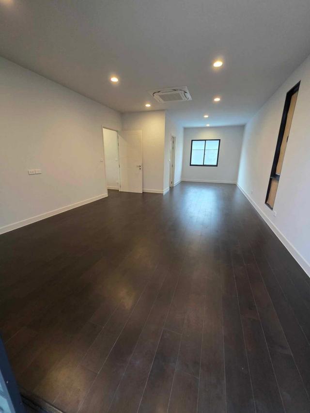 ขายบ้านเดี่ยวหลังใหญ่ โครงการ เศรษฐสิริ วงแหวน - จตุโชติ 4