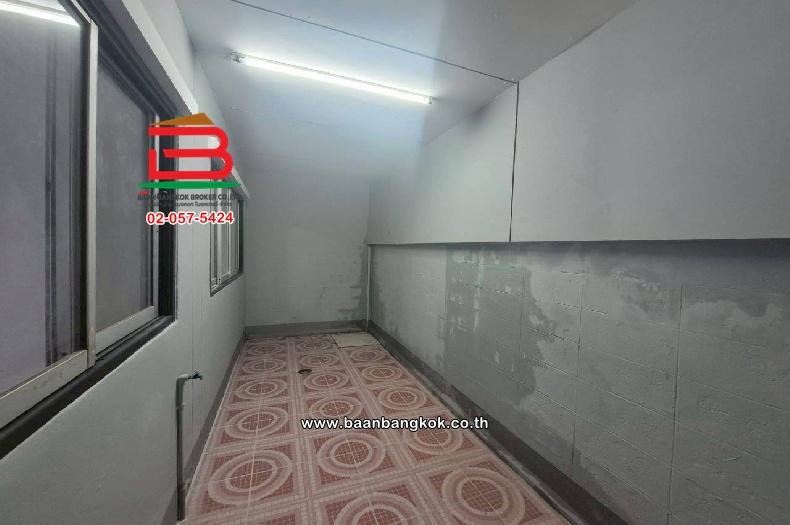 ทาวน์เฮาส์ โครงการ ราชพฤกษ์ 2 คลองสาม เนื้อที่ 20.6 ตร.ว (ตรงข้ามวัดเกิดการอุดม) ตำบลคลองสาม อำเภอคลองหลวง ปทุมธานี 12