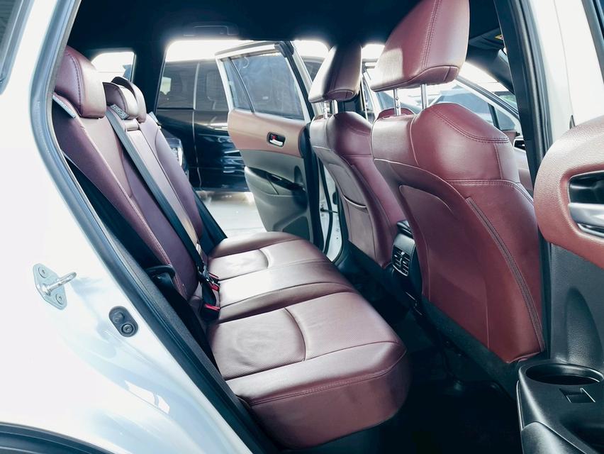 Toyota Corolla Cross 1.8 Hybrid Premium ปี 21จด22 มือแรกไมล์แท้ รูปที่ 14
