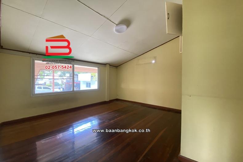 ขาย/เช่า ที่ดินพร้อมบ้าน เนื้อที่ 199 ตร.ว. ซอยเกษตร 9 (แจ้งวัฒนะ 14) ถนนแจ้งวัฒนะ แขวงทุ่งสองห้อง(สีกัน) เขตบางเขน 9
