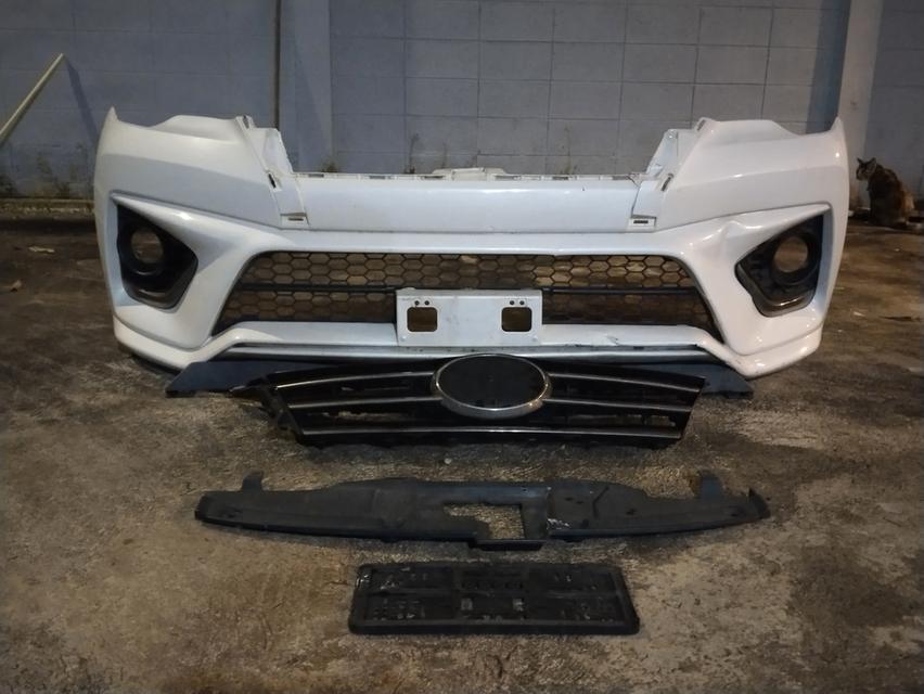 ขายกันชนหน้า fortuner