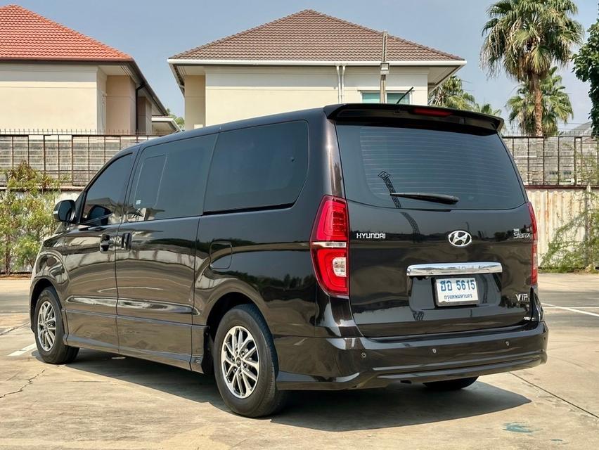 รหัส CH5615 HYUNDAI H1 Deluxe TOP 2.5 Diesel Minor Change ปี 2019 4