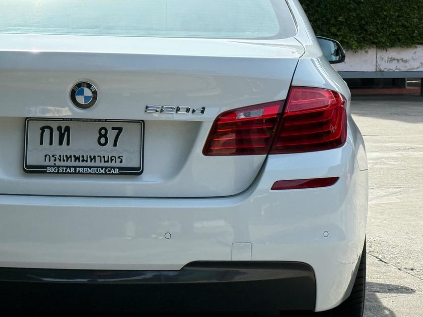 2016 BMW 520D MSPORT LCI รถมือเดียวออกป้ายแดง รถวิ่งน้อย เข้าศูนย์ตามระยะ รถไม่เคยมีอุบัติเหตุครับ 9