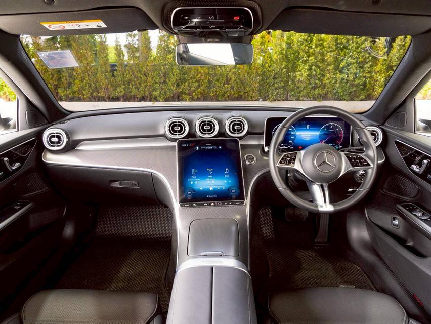 Benz C220d ปี22 11