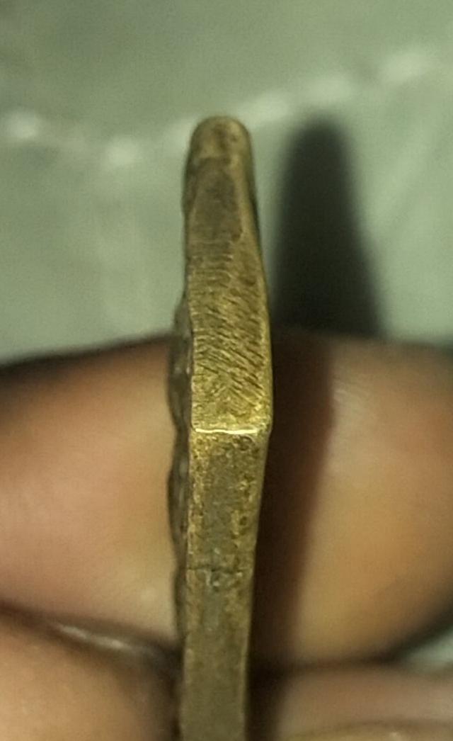 เหรียญหล่อประภามณฑลข้างรัศมีเนื้อสำริด หลวงปู่ศุข วัดปากคลองมะขามเฒ่า จ.ชัยนาท รูปที่ 6