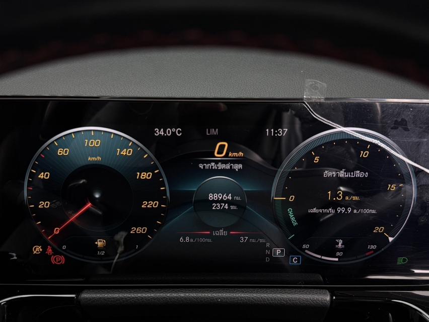 2021 BENZ GLA-CLASS, 200 AMG DYNAMIC โฉม W247 ปี20-ปัจจุบัน สีดำ เข้าศูนย์ล่าสุด ถึงปัจจุบัน🚀🚀เลขไมล์ 88,963 กม. รูปที่ 11