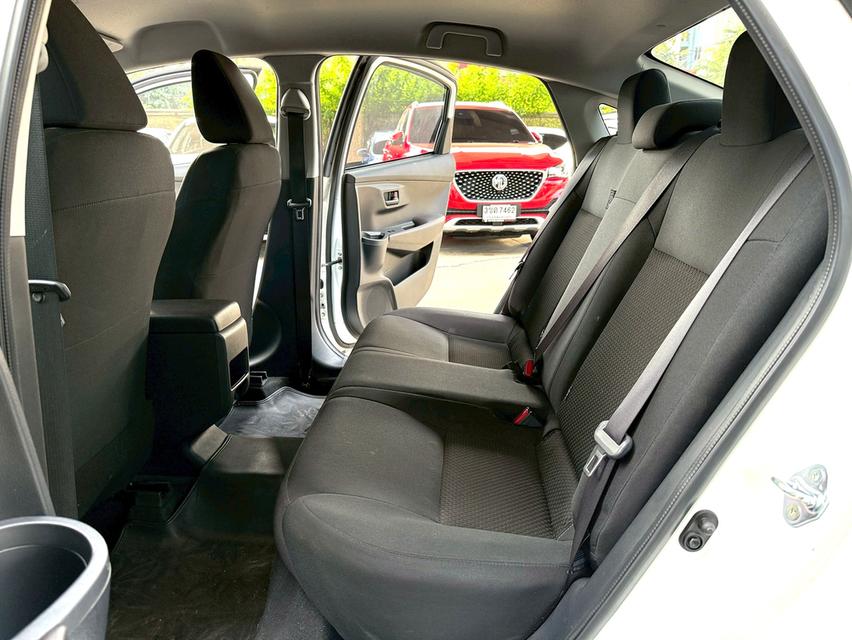 ขายรถ Toyota Yaris Ativ 1.2 Sportปี 2024 สีขาว เกียร์ออโต้ 12