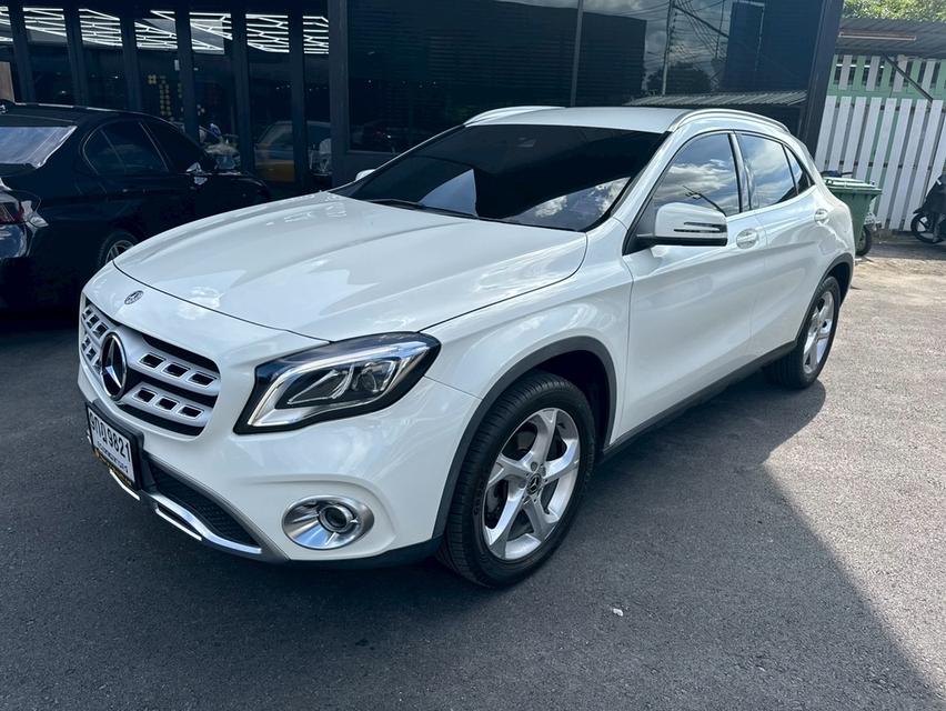 รหัสรถ TPV53 🎊 Mercedes Benz GLA200  🎊 2017