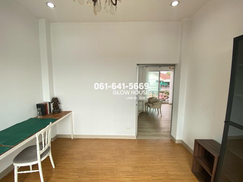 ให้เช่าหรือขายบ้านเดี่ยว 2 ชั้น | สัมมากร รามคำแหง | บ้านดีไซน์มินิมอล พื้นที่ใช้สอยกว่า 200 ตร.ม. | 3 ห้องนอน | 4 ห้องน้ำ | 2 ห้องนั่งเล่น 11