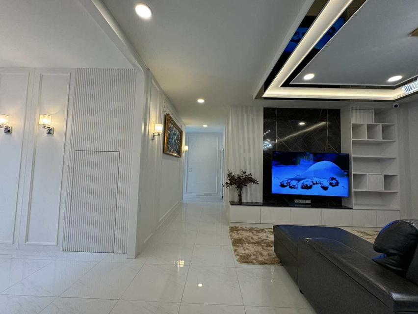 ขายบ้านเดี่ยวหรู เดอะซิตี้ บางนา2 (The City Bangna2) ตกแต่ง พร้อมเฟอร์ฯ อุปกรณ์ไฟฟ้า หลังมุม ใกล้เมกา  8