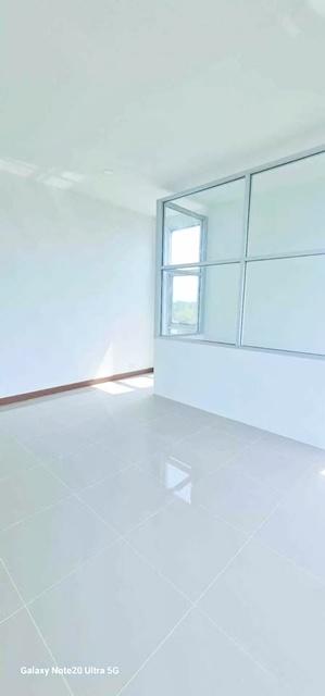 อาคารใหม่ ติดถนน 32 ตร.วา. เซนทรัลพระราม2 15กม.ให้เช่าอาคารพาณิชย์ 2 ชั้น 250 ตร.ม.. 2นอน 4 น้ำถ.บางขุนเทียน 2