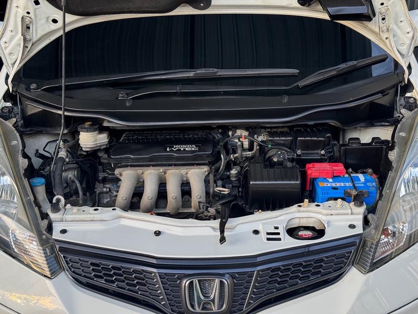 รหัสรถ AVA8021 🇯🇵 Honda Jazz 1.5 SV Top สุด ปี 2013 15