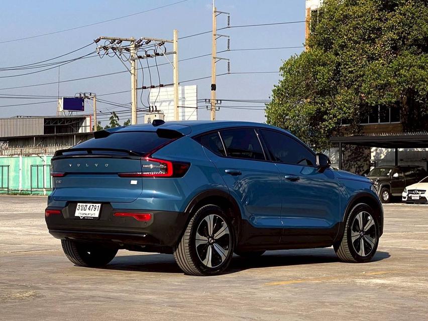 Volvo C40 Recharge Pure Electric ปี 2022 จด 2023 รถหรูสภาพใหม่ป้ายแดง แต่ถูกกว่า 1.7 ล้านบาทเลย คุ้มมากๆ รูปย่อยที่ 4