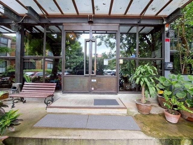 ให้เช่า โฮมออฟฟิศ พื้นที่อาคาร 3 ชั้น ย่านทาวน์อินทาวน์ 11 ศรีวรา เหมาะทำธุรกิจ ออฟฟิศ สตูดิโอ พร้อมเฟอร์นิเจอร์ 2