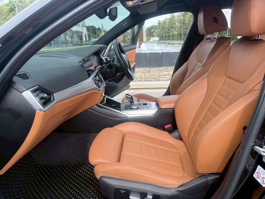 BMW 320d M SPORT G20 สีดำ ปี 2020 10