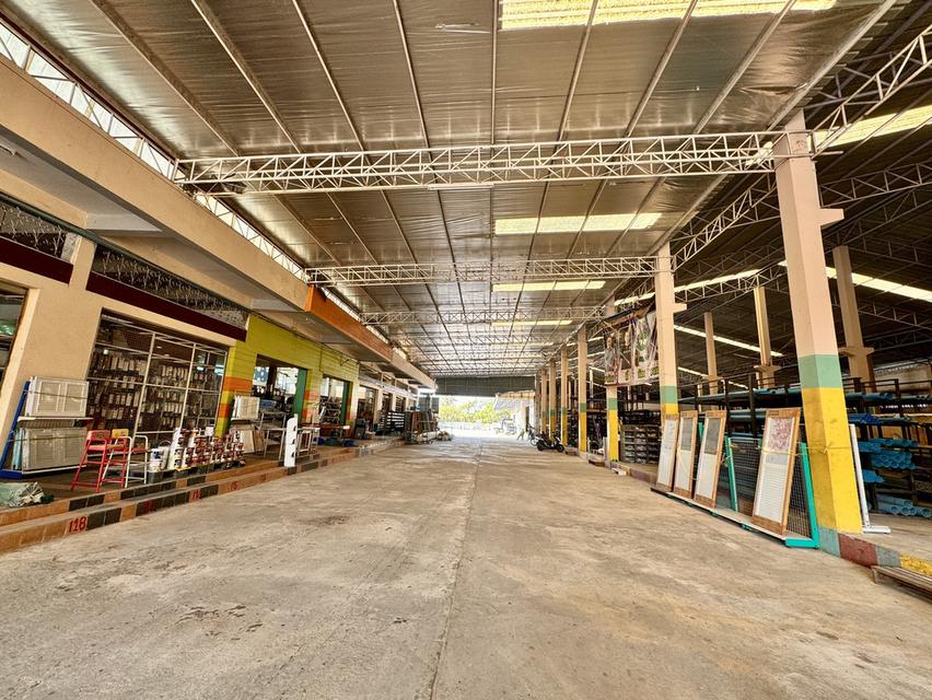 บ้าน พร้อมโกดังและที่ดิน 2