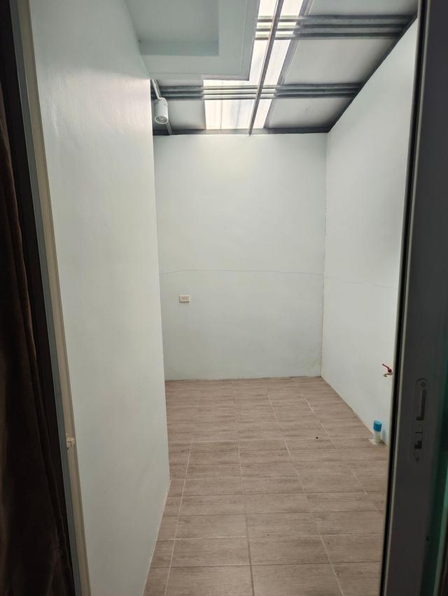 ขายทาวน์โฮม 3 ชั้น 3 ห้องนอน หมู่บ้านเดอะริคโค้ทาวน์ วัชรพล 20.6 ตร.ว. ใกล้ทางด่วนรามอินทรา/รถไฟฟ้า รองรับ EV Charger 4