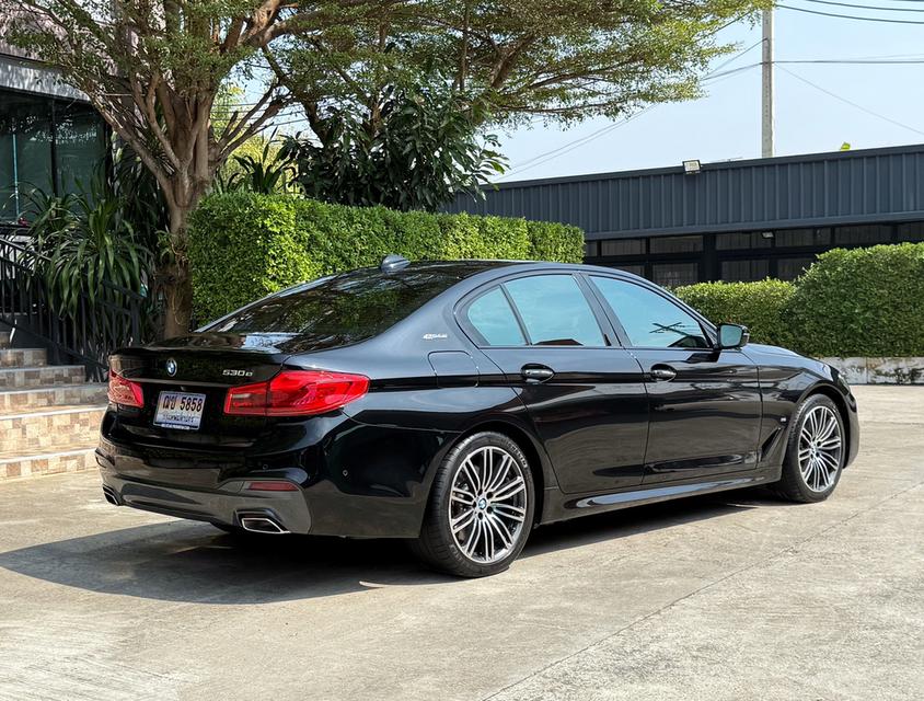 2019 BMW 530e MSPORT รถออกศูนย์ BMW THAILAND รถวิ่งน้อย เข้าศูนย์ทุกระยะ ไม่เคยมีอุบัติเหตุครับ 3