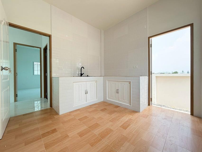 หมู่บ้านทิพย์ธิดาแลนด์2 (ถนนเมน) /โทรสอบถามราคา 8