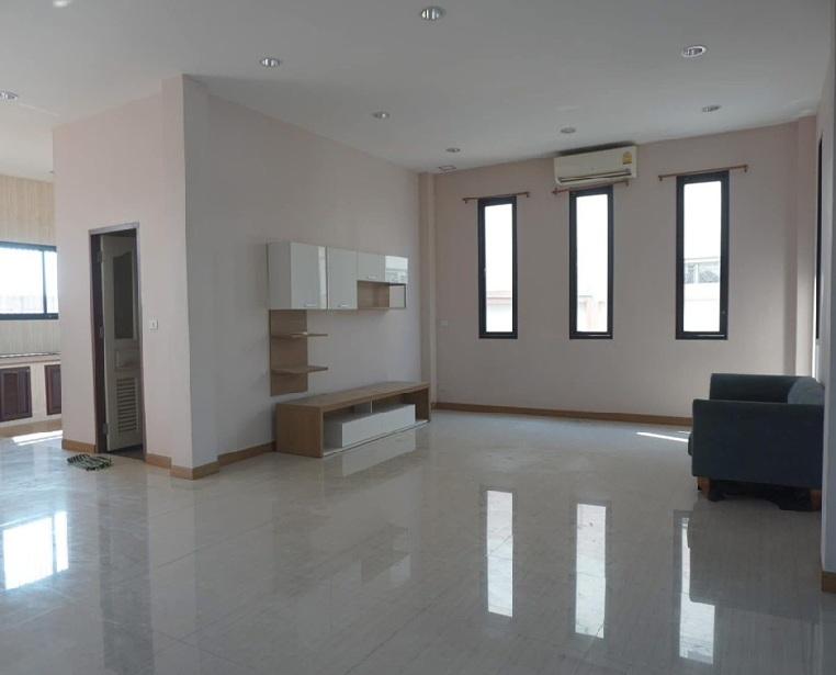 ให้เช่า หรือ ขาย โกดังพร้อมสำนักงาน พื้นที่ 1000 ตารางเมตร ย่านพระราม 2 ถนนพระราม 2 กม.16 ฝั่งขาเข้า ตรงข้ามวัดพันท้ายนรสิงห์ 10