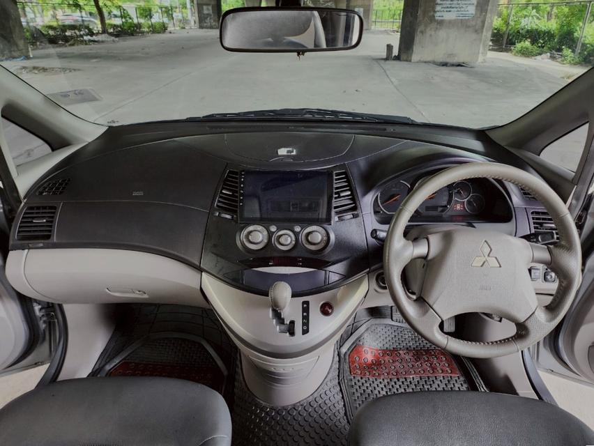 Mitsubishi SPACE WAGON 2.4 AT ปี 2005 5