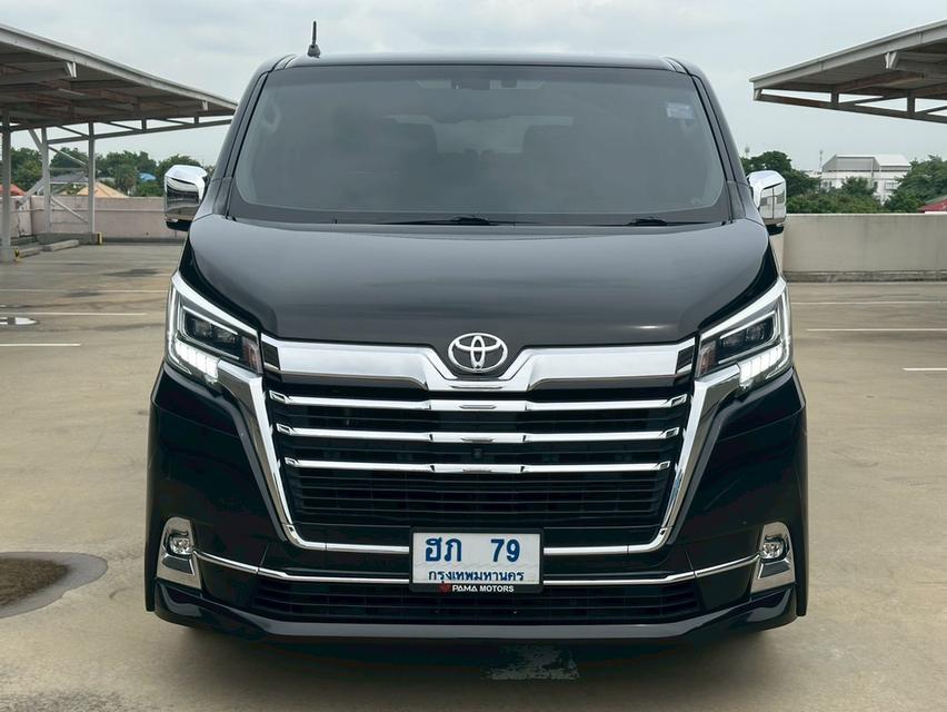 TOYOTA Majesty Model Premium 2.8L Diesel VN Turbo