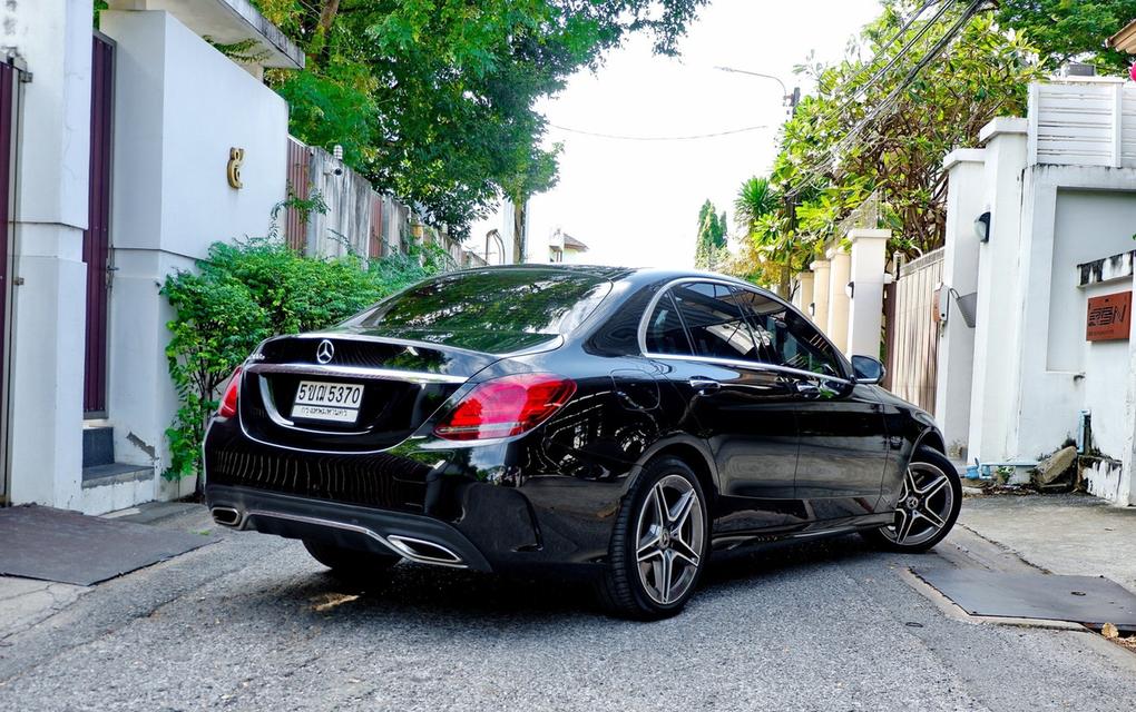 Mercedes-Benz C 300 e AMG Dynamic ปี 2019 ไมล์ 11x,xxx km 6