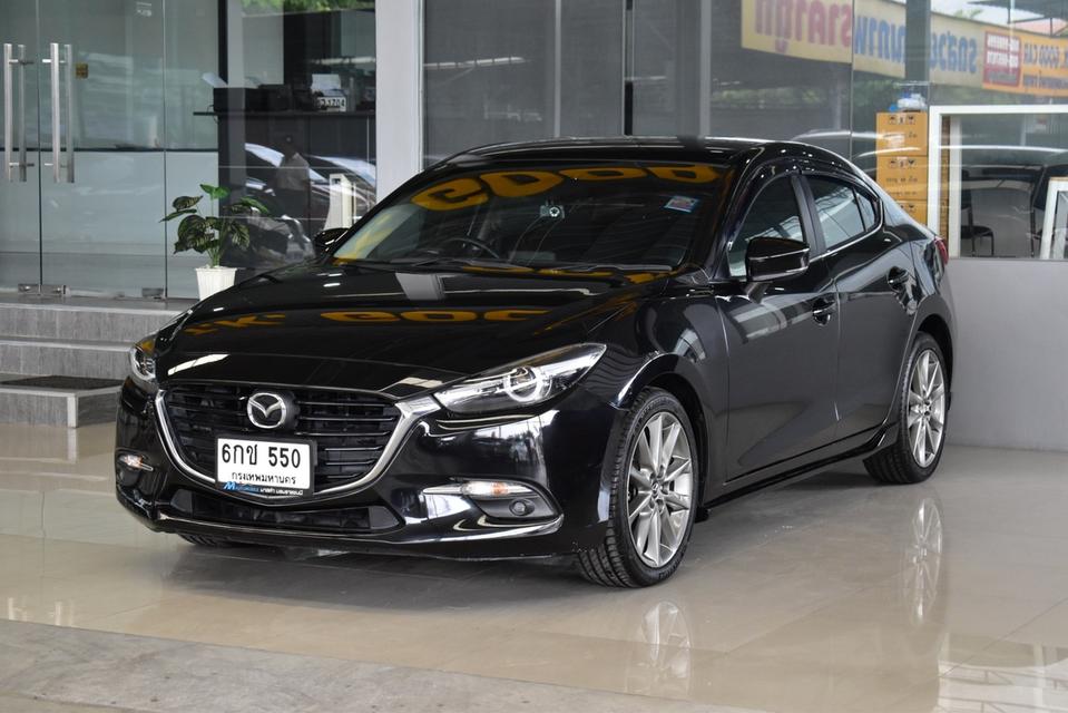 MAZDA 3 2.0 S SEDAN ปี 2017 รหัส TKG550