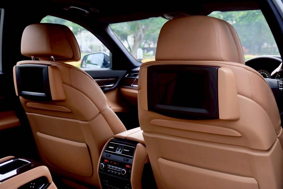 รหัสรถ PR5453 Bmw (F02) 730li Long Wheelbase ปี 2011  6