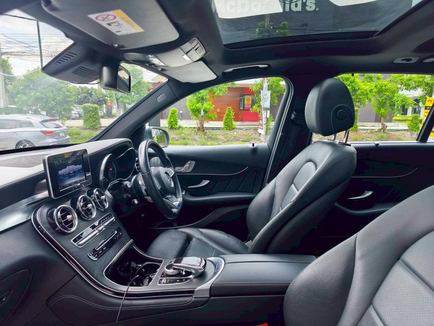รหัสรถ KPV5566 2021 Benz GLC 250 d 4MATIC AMG Dynamic 13