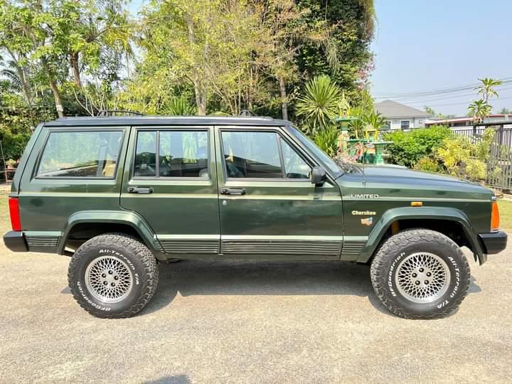 Jeep Cherokee ปี 1995 สีเขียว 14