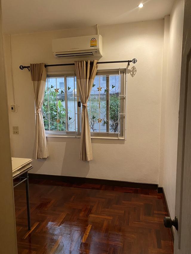 บ้านเดี่ยวพร้อมที่ดิน 9