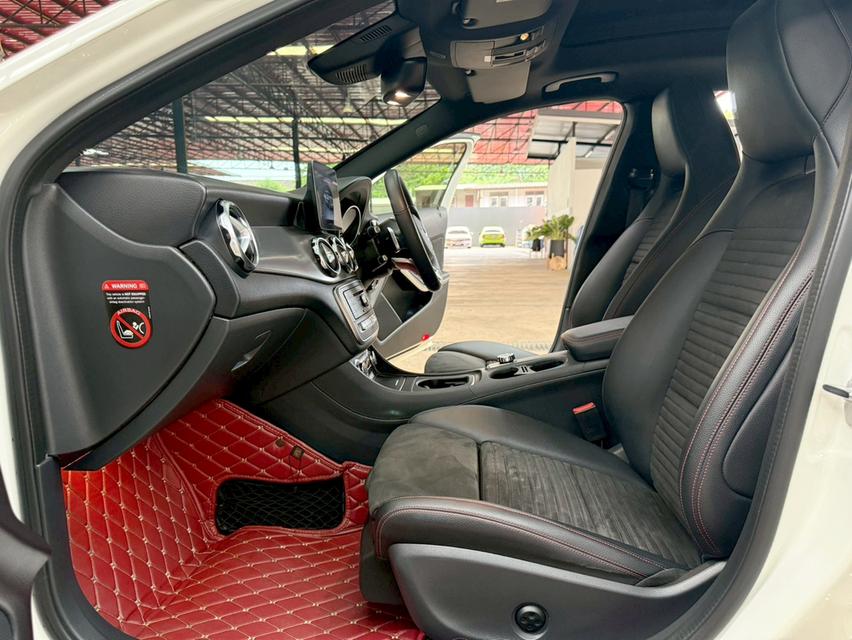 Mercedes-benz GLA250 2.0 AMG Dynamic ปี2020 รถบ้าน ใช้น้อย ไม่เคยชนไม่เคยทำสี  9