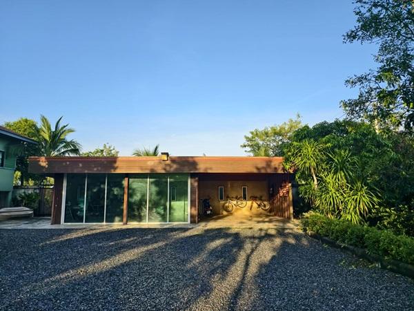 ขายบ้านสวน พร้อมที่ดิน 3 ไร่ อ.หนองเสือ จ.ปทุมธานี น้ำไม่ท่วม พร้อมเข้าอยู่ โทร 086-7777215 เจ้าของขายเอง 3